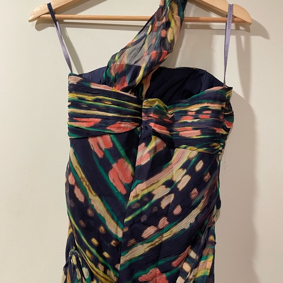 Vera Wang silk - Picture 2 of 2